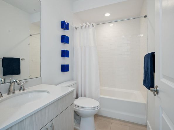 63 Isle Of Venice Dr 63, Fort Lauderdale FL 33301