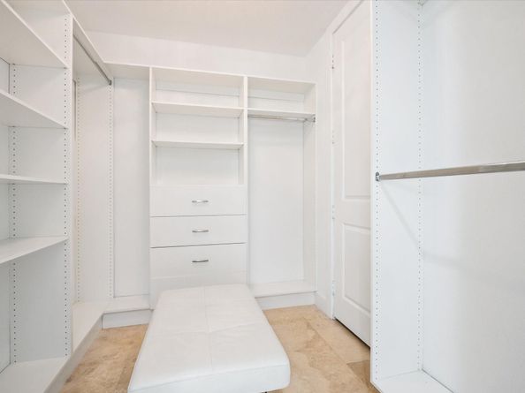 63 Isle Of Venice Dr 63, Fort Lauderdale FL 33301