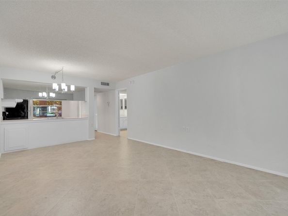 2612 Nassau Bnd D1, Coconut Creek FL 33066