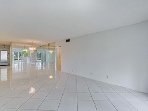 2305 Lucaya Lane G1, Coconut Creek FL 33066