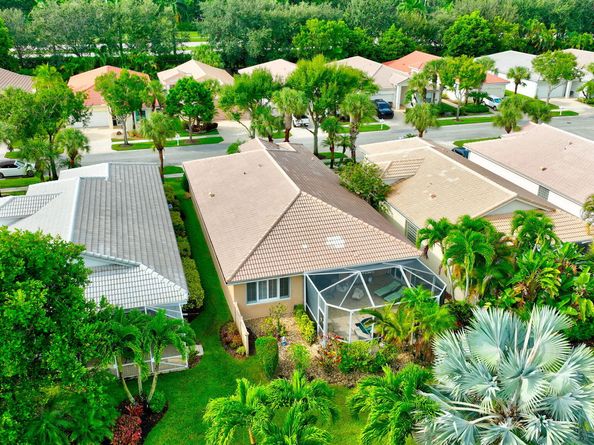 9523 Sandpiper Lane, West Palm Beach FL 33411