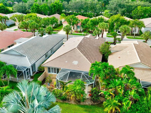 9523 Sandpiper Lane, West Palm Beach FL 33411