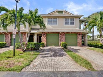 3305 NW 29th Ct