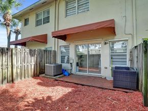 3305 NW 29th Ct, Lauderdale Lakes FL 33311