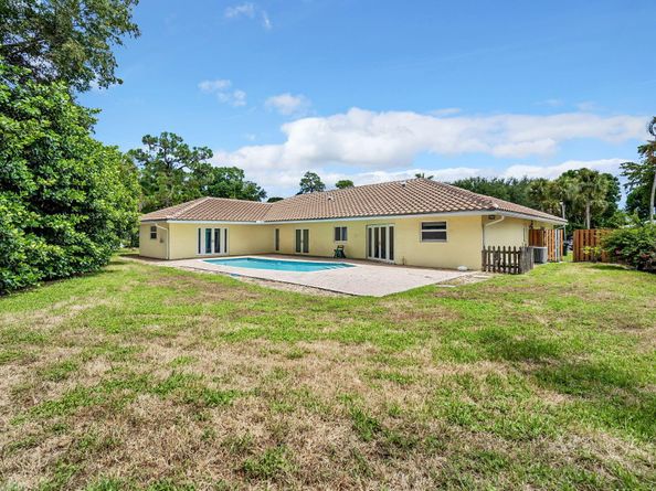 6935 Corto Circle, Boca Raton FL 33433
