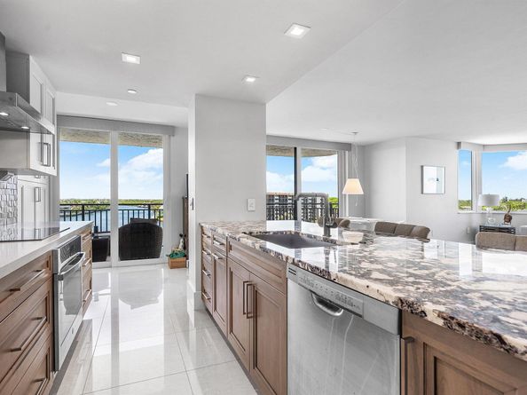 3912 S Ocean Boulevard 709, Highland Beach FL 33487