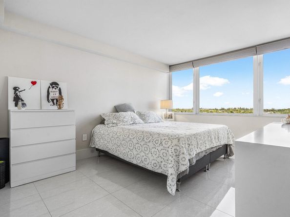 3912 S Ocean Boulevard 709, Highland Beach FL 33487
