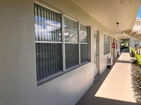 285 Northampton O, West Palm Beach FL 33417