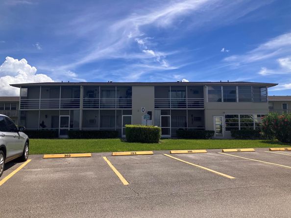 285 Northampton O, West Palm Beach FL 33417