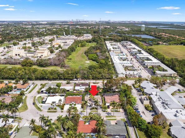 1243 Garfield, Hollywood FL 33019