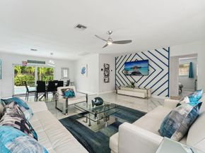 1243 Garfield, Hollywood FL 33019