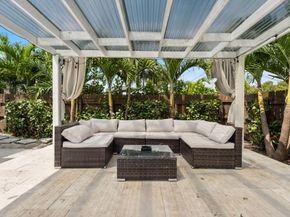 1243 Garfield, Hollywood FL 33019