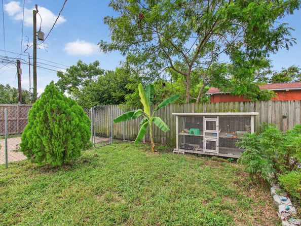 402 S B Street, Lake Worth Beach FL 33460
