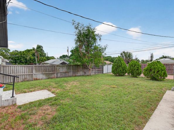 402 S B Street, Lake Worth Beach FL 33460