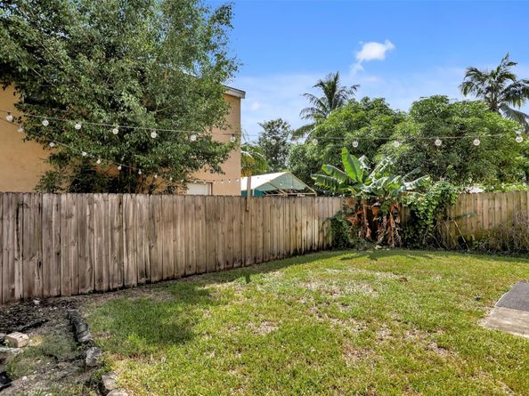 3338 Chickee Ln, Margate FL 33063