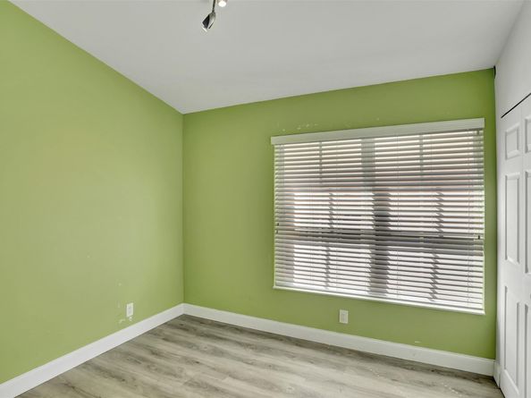 3338 Chickee Ln, Margate FL 33063