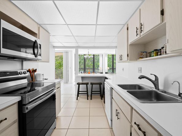 799 Jeffery Street 411, Boca Raton FL 33487