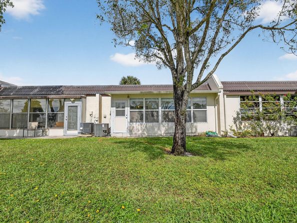 126 Lake Rebecca Drive H, West Palm Beach FL 33411