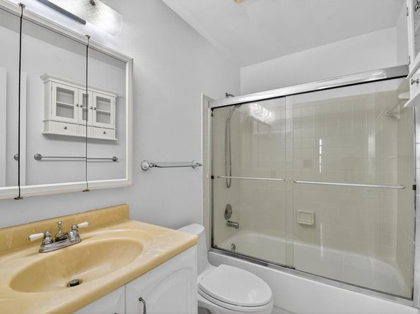 126 Lake Rebecca Drive H, West Palm Beach FL 33411