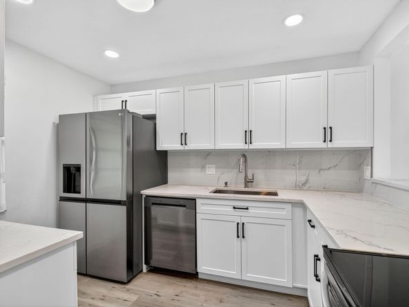 126 Lake Rebecca Drive H, West Palm Beach FL 33411