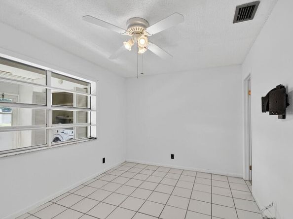 126 Lake Rebecca Drive H, West Palm Beach FL 33411