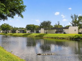 126 Lake Rebecca Drive H, West Palm Beach FL 33411