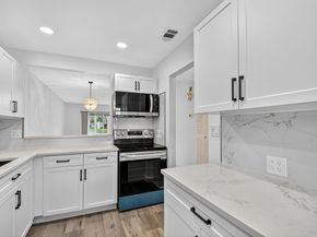 126 Lake Rebecca Drive H, West Palm Beach FL 33411