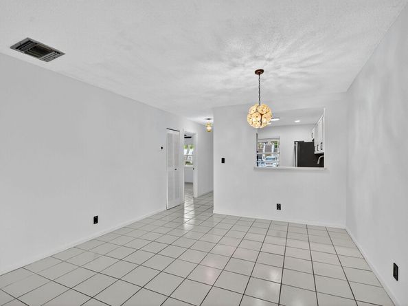 126 Lake Rebecca Drive H, West Palm Beach FL 33411