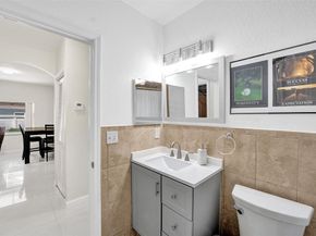 1660 SW 29th Ave, Fort Lauderdale FL 33312