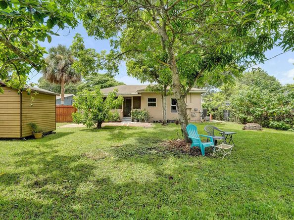1660 SW 29th Ave, Fort Lauderdale FL 33312
