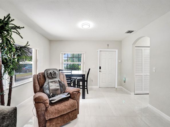1660 SW 29th Ave, Fort Lauderdale FL 33312