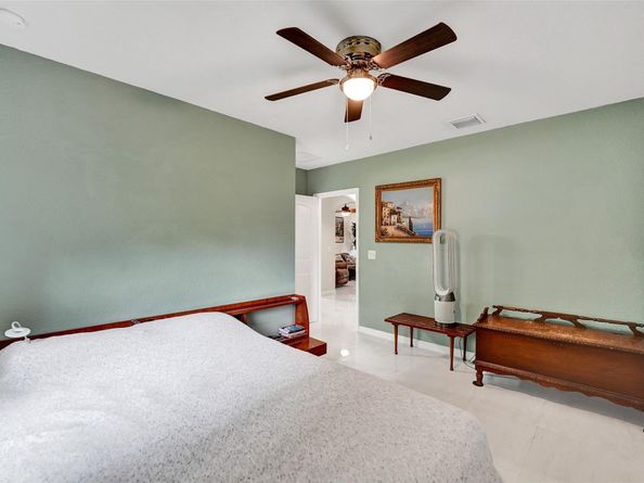 1660 SW 29th Ave, Fort Lauderdale FL 33312