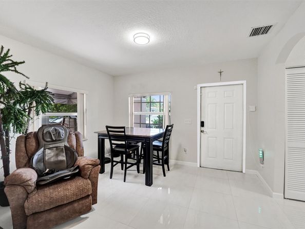 1660 SW 29th Ave, Fort Lauderdale FL 33312