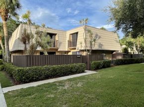 6608 66th Way, West Palm Beach FL 33409