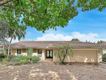 303 NW 105th Ter