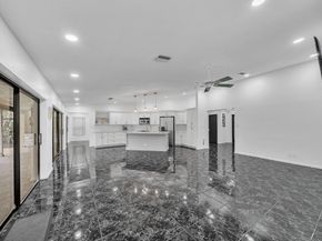 303 NW 105th Ter, Coral Springs FL 33071