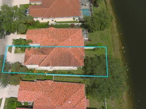 2718 Livingston Lane, West Palm Beach FL 33411
