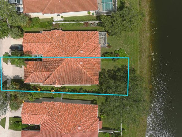 2718 Livingston Lane, West Palm Beach FL 33411