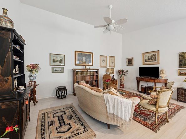 2718 Livingston Lane, West Palm Beach FL 33411