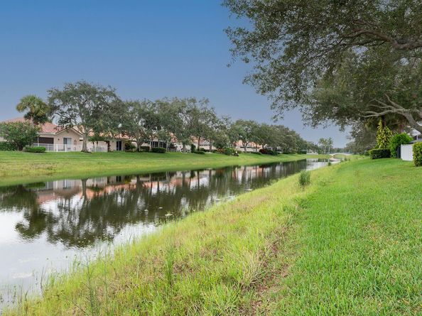 2718 Livingston Lane, West Palm Beach FL 33411