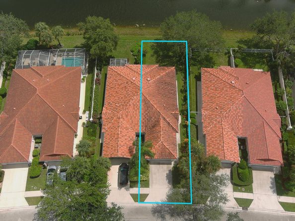 2718 Livingston Lane, West Palm Beach FL 33411
