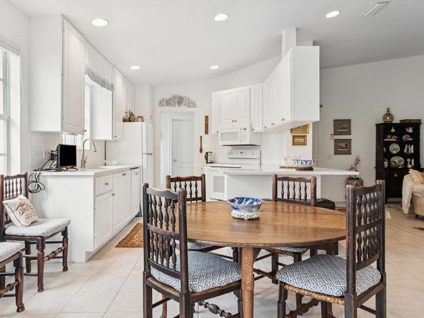 2718 Livingston Lane, West Palm Beach FL 33411