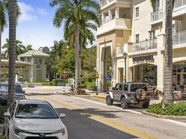 811 Oak Harbour Drive, Juno Beach FL 33408