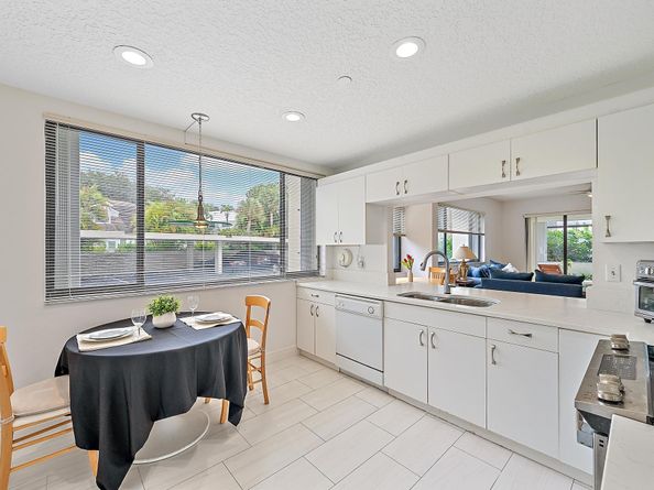 811 Oak Harbour Drive, Juno Beach FL 33408