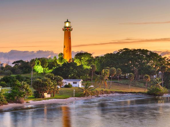 811 Oak Harbour Drive, Juno Beach FL 33408