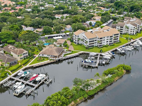 811 Oak Harbour Drive, Juno Beach FL 33408