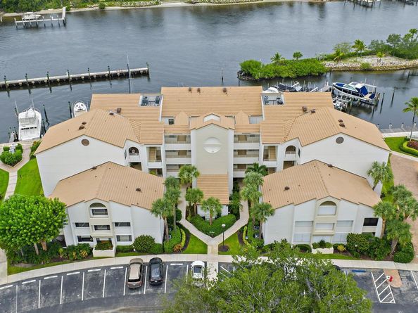 811 Oak Harbour Drive, Juno Beach FL 33408