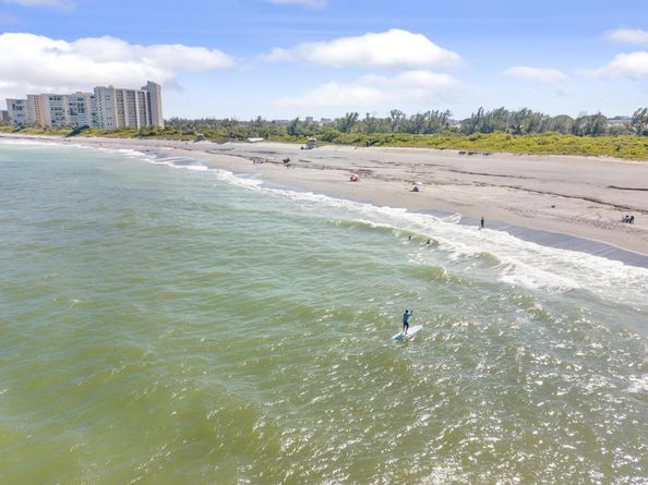 811 Oak Harbour Drive, Juno Beach FL 33408