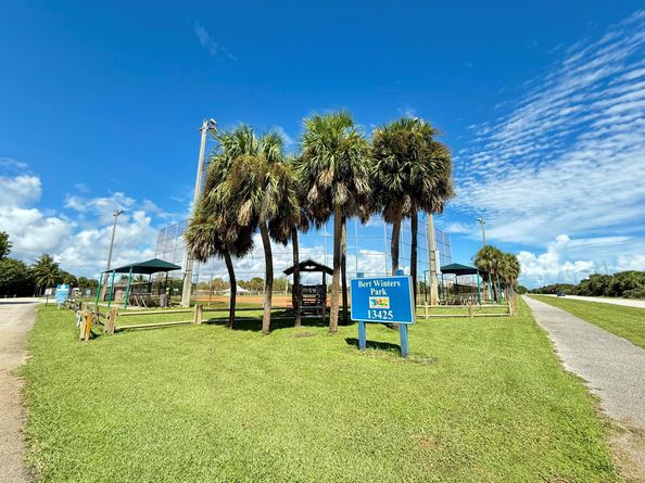 811 Oak Harbour Drive, Juno Beach FL 33408