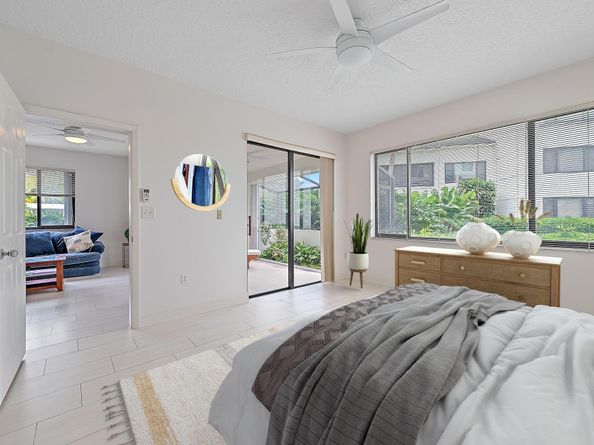 811 Oak Harbour Drive, Juno Beach FL 33408